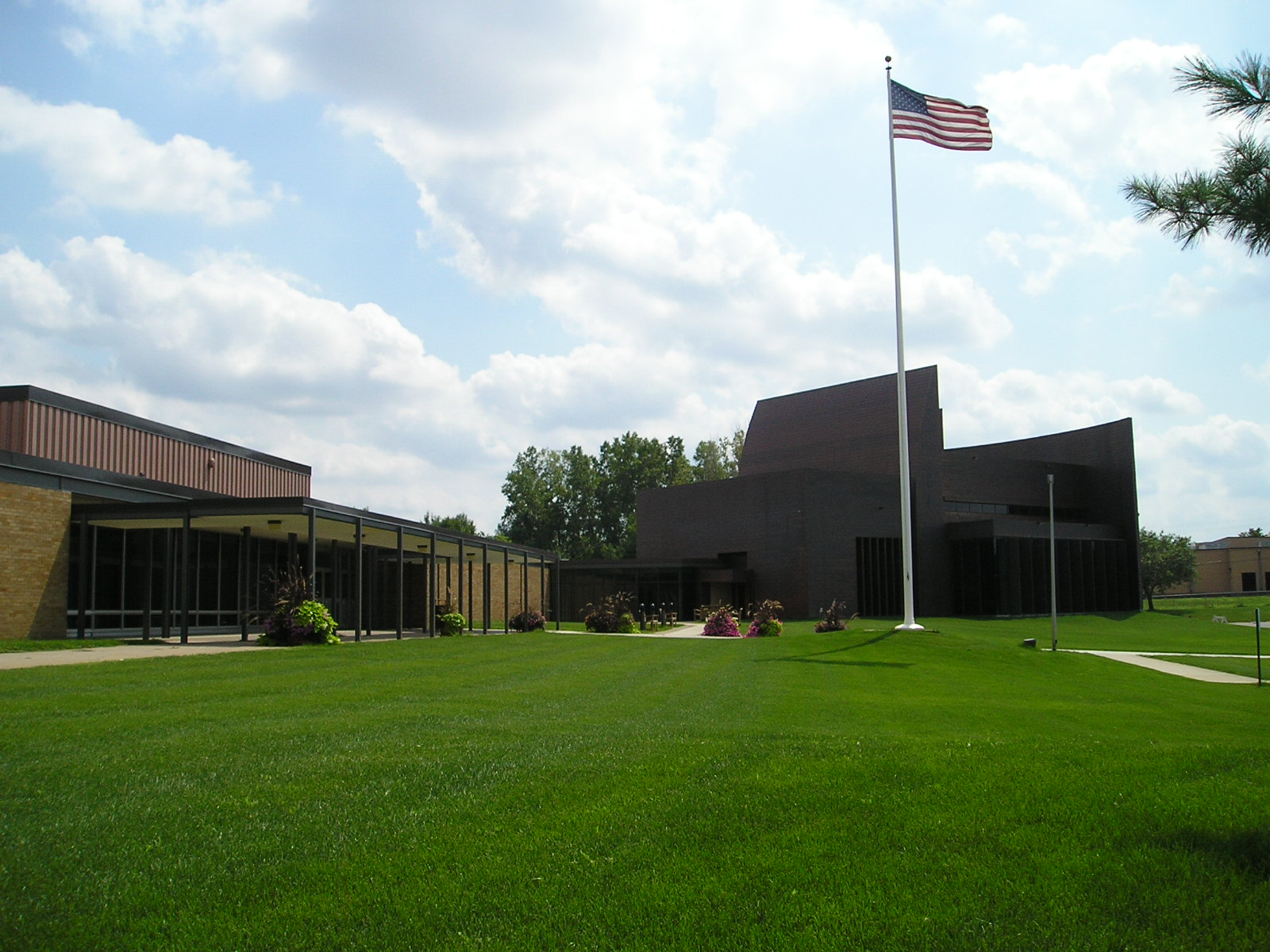阿羅約太平洋學院Arroyo Pacific Academy