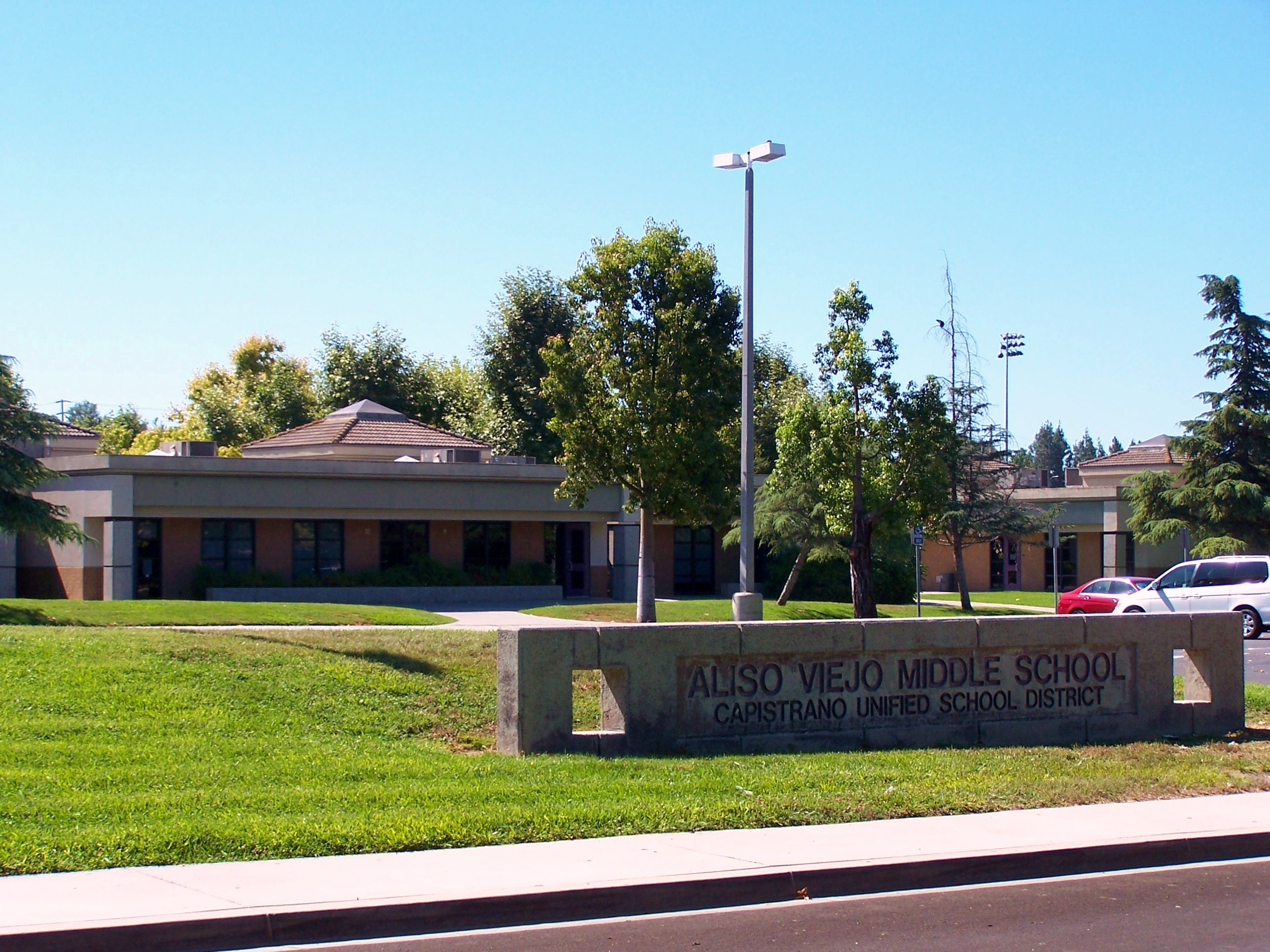 Aliso Viejo Christian School 亞利索維耶赫基督學校