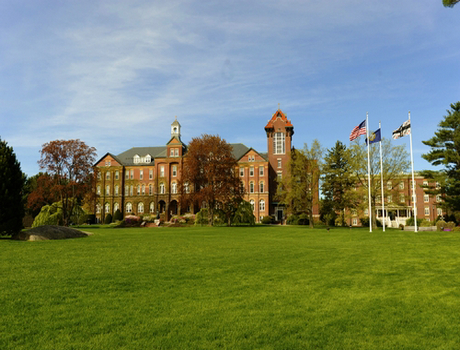 圣安塞姆學(xué)院   St. Anselm College