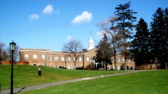 長島大學 Long Island University